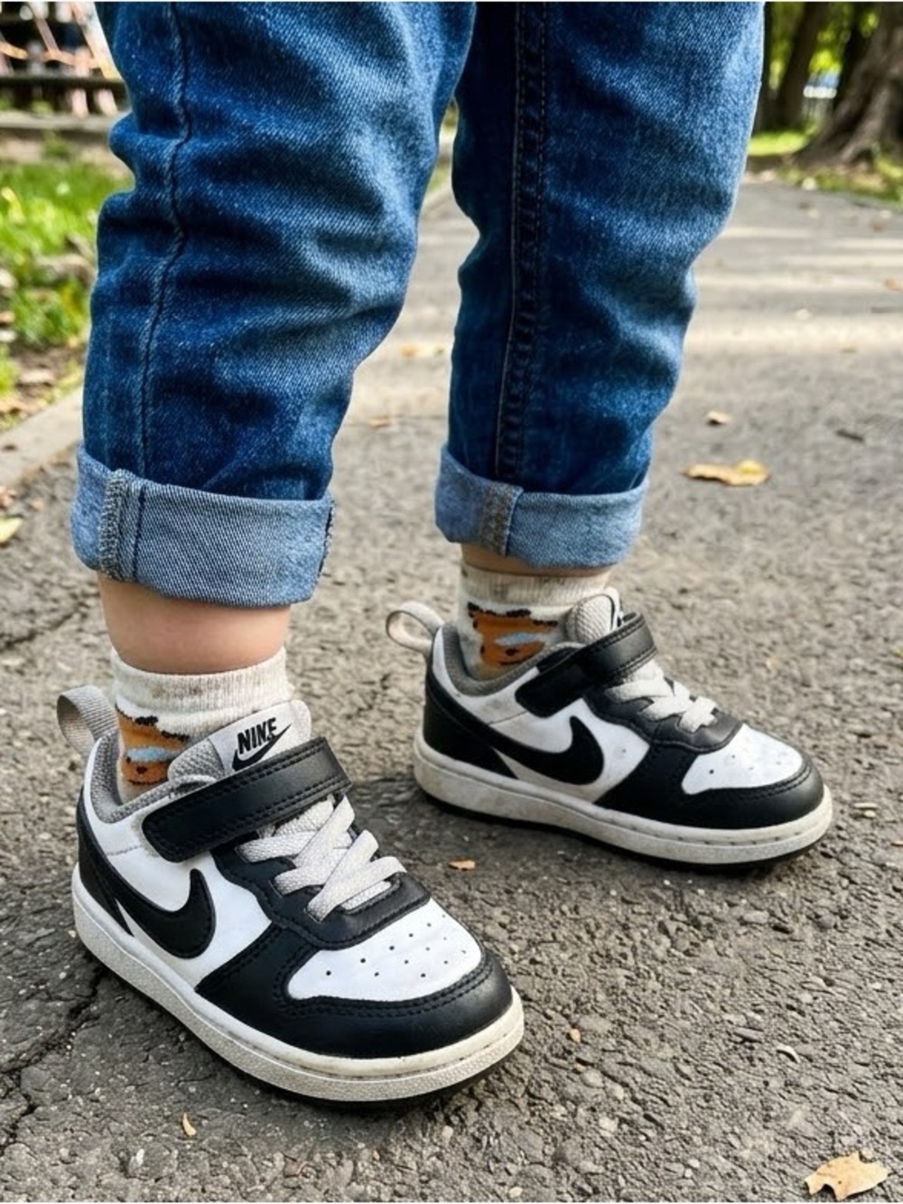 Nike Toddler Black White Low Top Sneakers Hook & Loop Leather DV5458-131 Size 7c